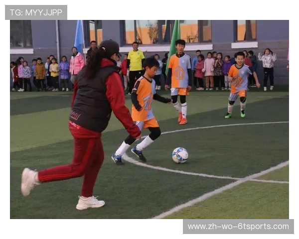 踢出未来：青少年足球志愿者助力计划